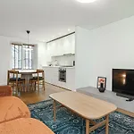 アパート Stylish & Comfortable 1-bedroom In Old Town By Urban Rent