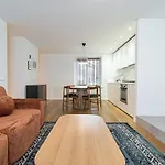 Stylish & Comfortable 1-bedroom In Old Town By Urban Rent アパート ヴィリニュス
