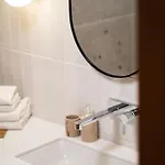 Stylish & Comfortable 1-bedroom In Old Town By Urban Rent *
