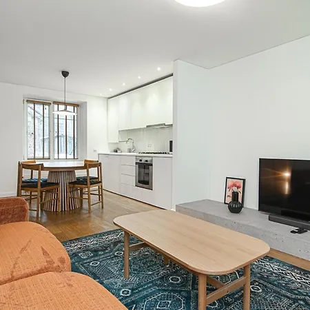Apartman Stylish & Comfortable 1-bedroom In Old Town By Urban Rent