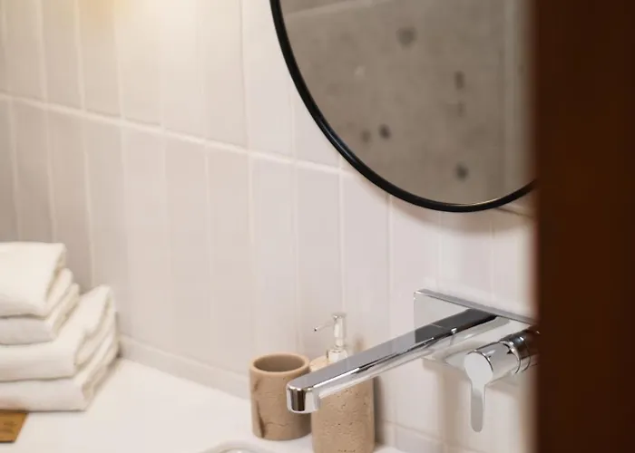 Stylish & Comfortable 1-bedroom In Old Town By Urban Rent *