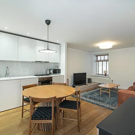 Stylish & Comfortable 1-bedroom In Old Town By Urban Rent *