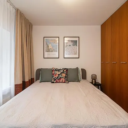 Stylish & Comfortable 1-bedroom In Old Town By Urban Rent Wilna