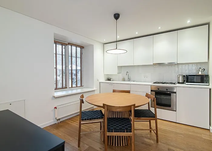 Stylish & Comfortable 1-bedroom In Old Town By Urban Rent *