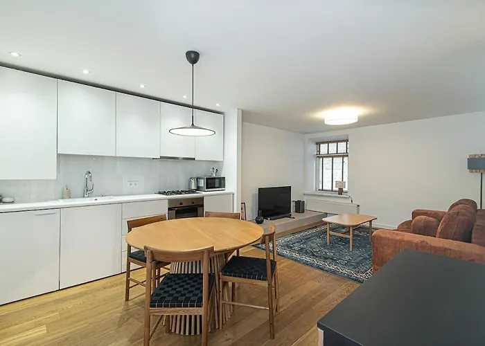 Stylish & Comfortable 1-bedroom In Old Town By Urban Rent *